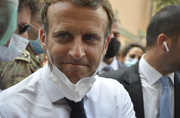 Emmanuel Macron s’énerve contre un Français dans la rue
