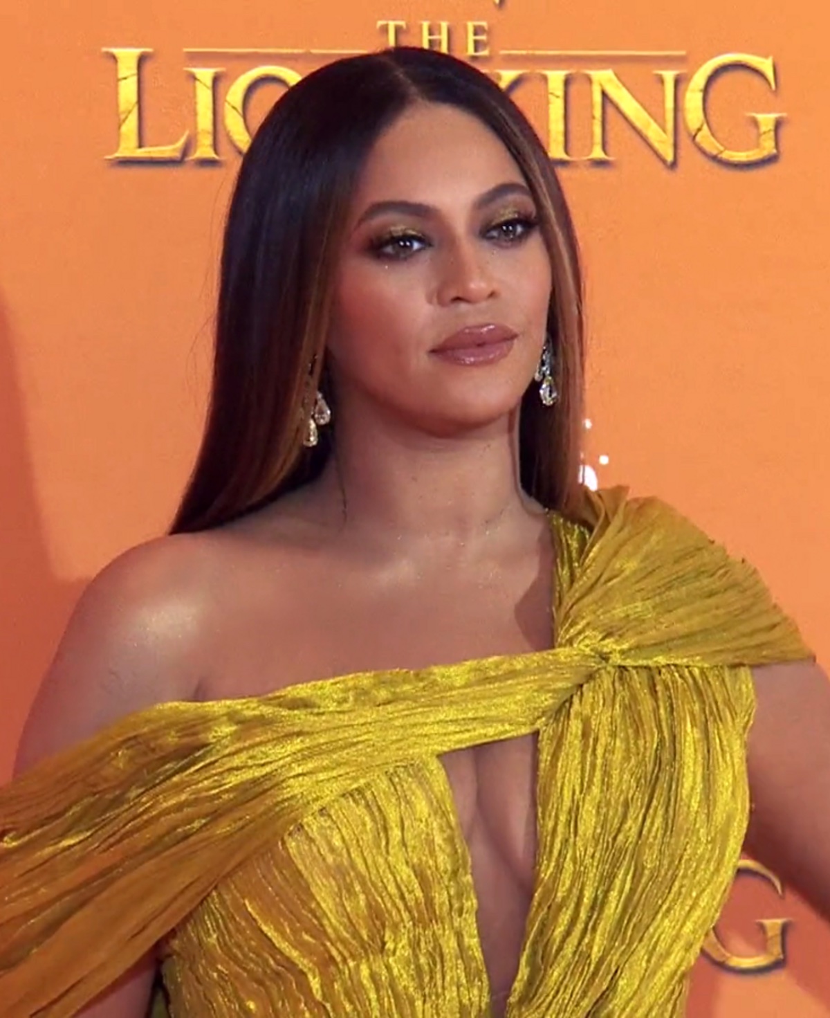 Beyoncé - source Par Sassy — Vimeo: The Lion King European Premiere (view archived source), CC BY 3.0, https://commons.wikimedia.org/w/index.php?curid=86494994