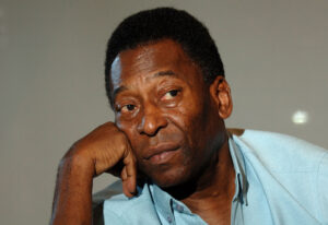Le roi Pelé hospitalisé : il va très mal...