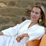 Carole Bouquet chez elle en Sicile, sur l'île de Pantelleria